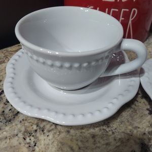 Pottery barn set coffee mugs